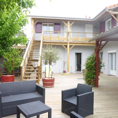 ラカノー Chez Augustin Bed & Breakfast エクステリア 写真