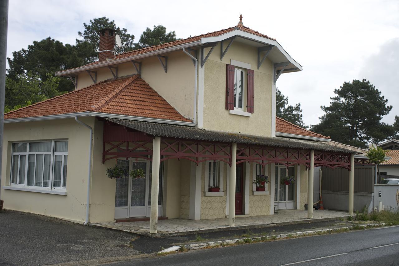 ラカノー Chez Augustin Bed & Breakfast エクステリア 写真