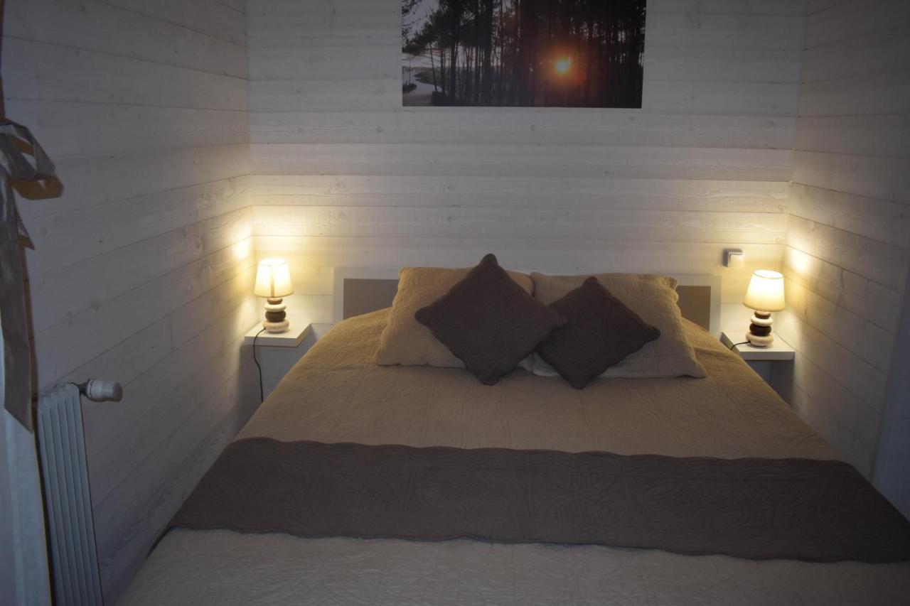ラカノー Chez Augustin Bed & Breakfast エクステリア 写真