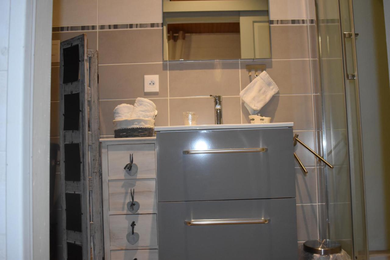 ラカノー Chez Augustin Bed & Breakfast エクステリア 写真