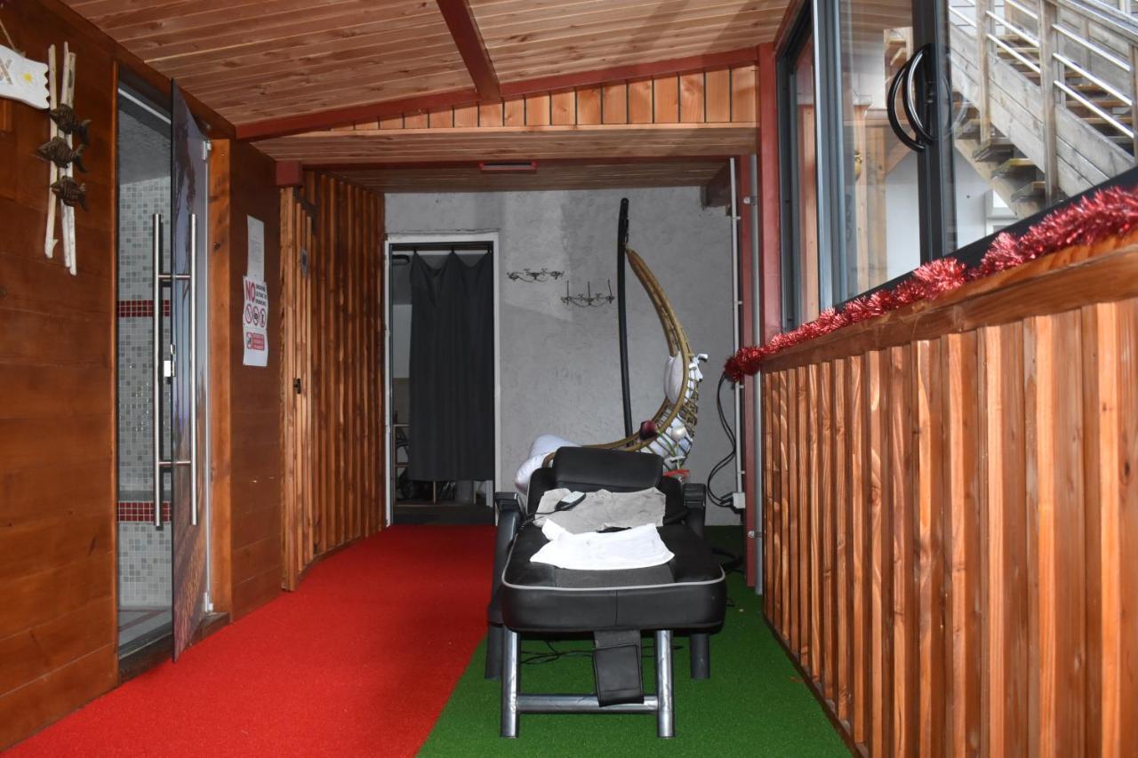 ラカノー Chez Augustin Bed & Breakfast エクステリア 写真