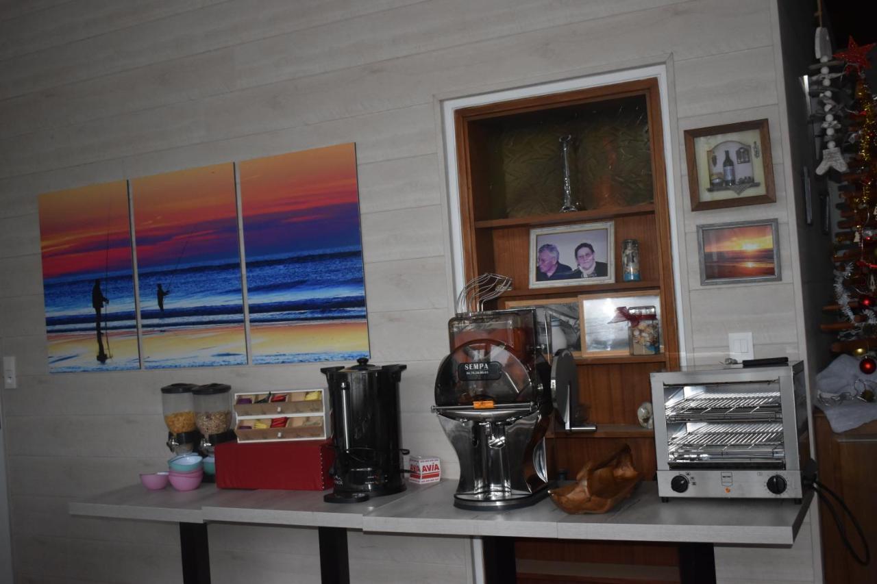 ラカノー Chez Augustin Bed & Breakfast エクステリア 写真